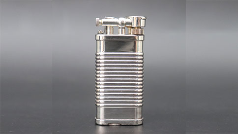 ヴィンテージのダンヒルのライター