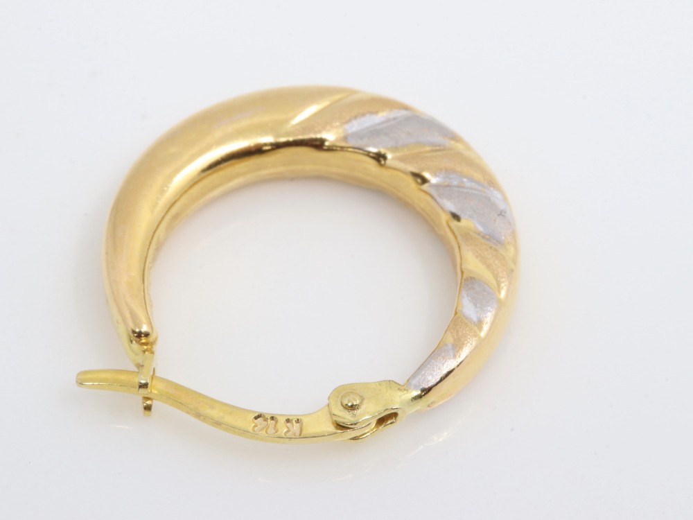 14金ピアス片方のみ刻印