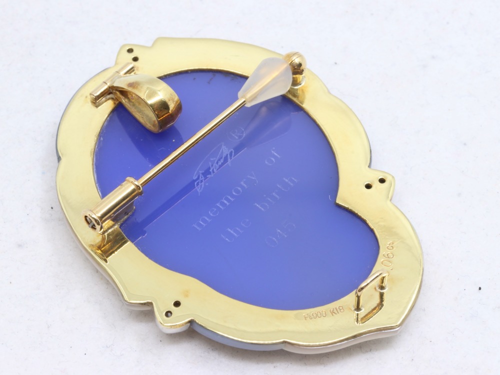 K18PT900ブローチ裏