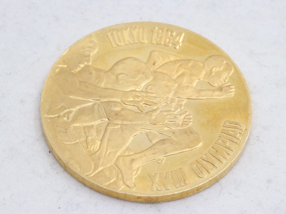 K18記念コイン裏