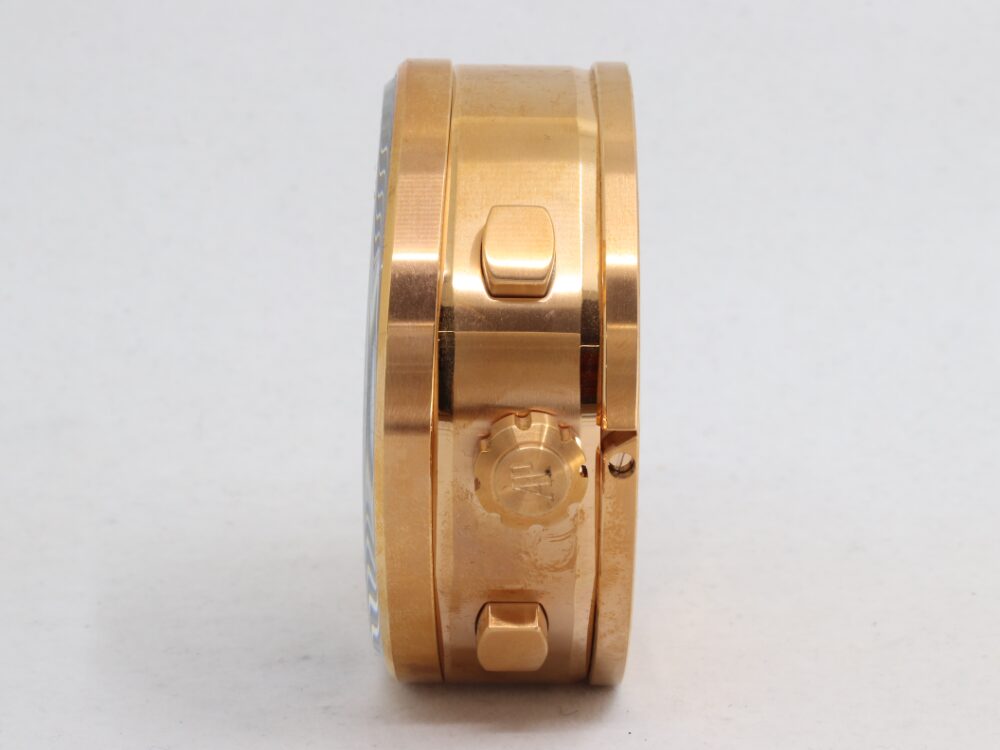 オーデマピゲの置時計横