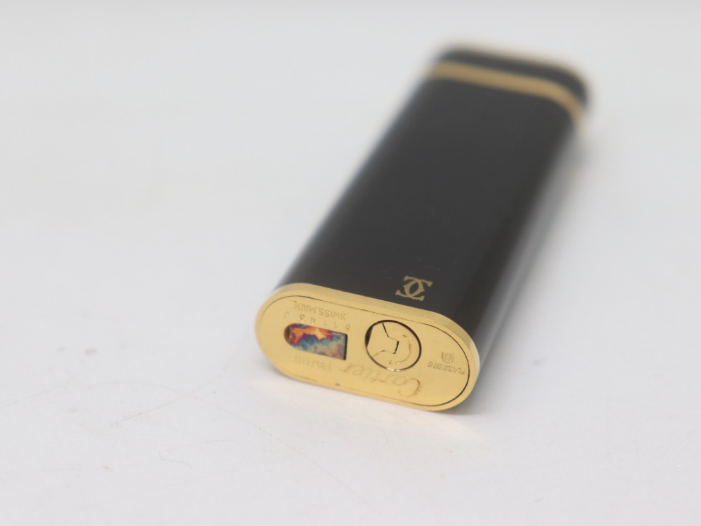 カルティエのガスライター刻印