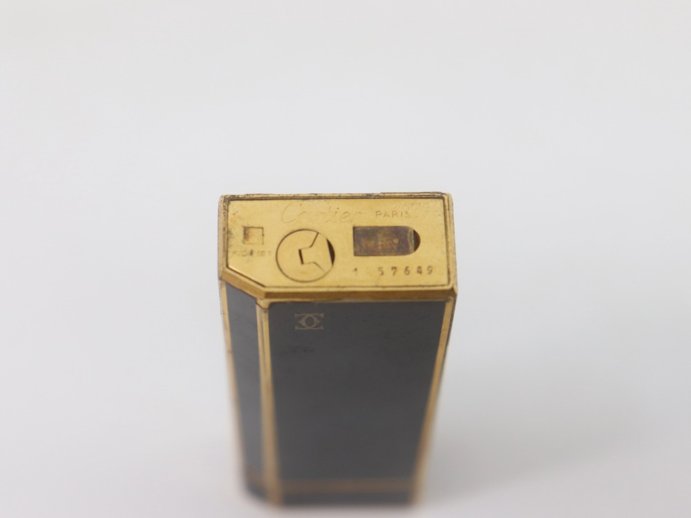 カルティエのガスライター刻印