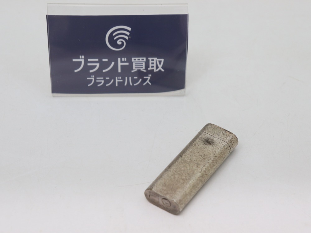 カルティエオーバルライター全体