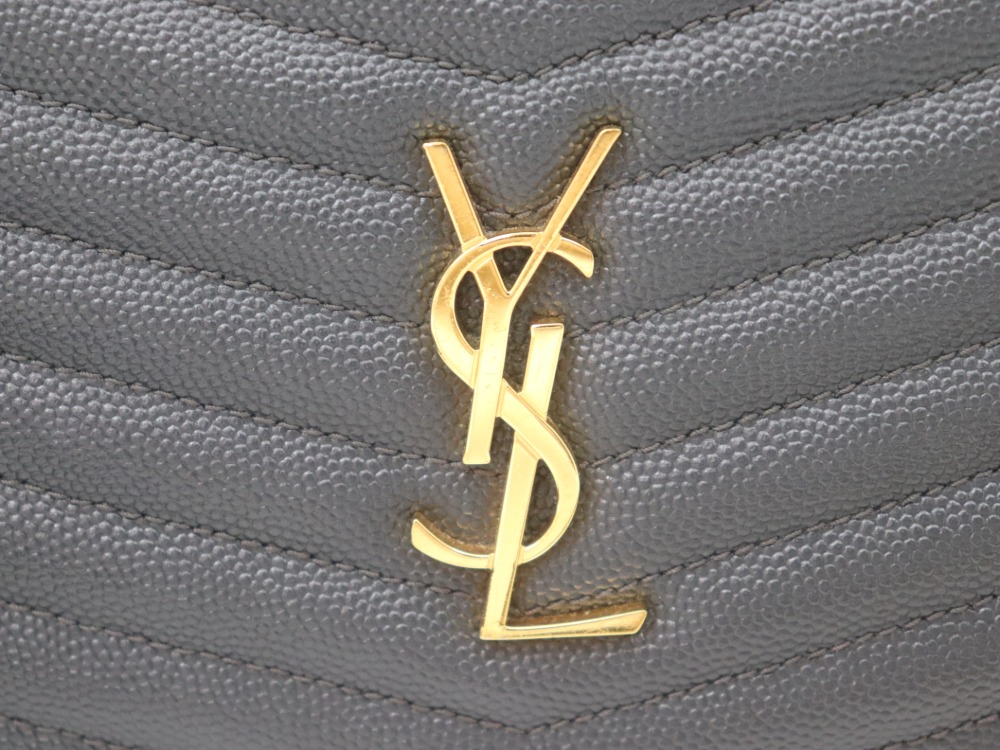 サンローランのルーショルダーバッグロゴ