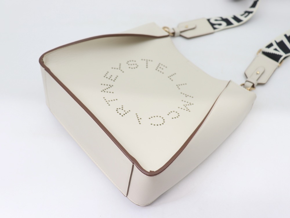 ステラマッカートニー表面