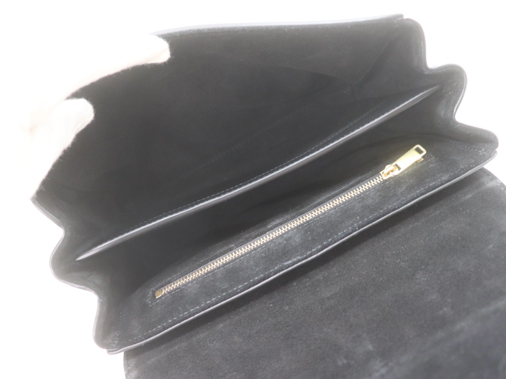 セリーヌティーンソフト16内側