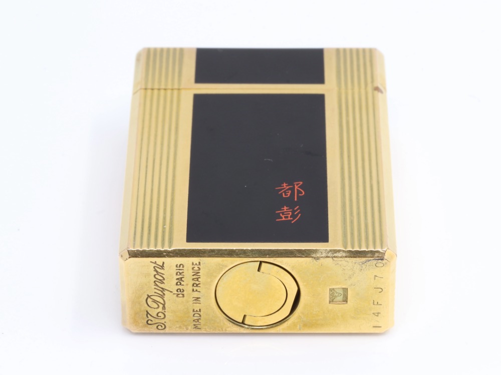 デュポンのガスライター都彭刻印