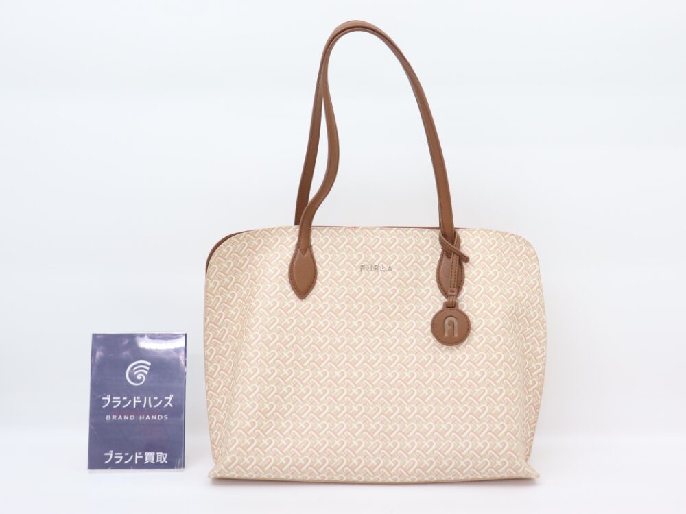 フルラ トートバッグ 全体