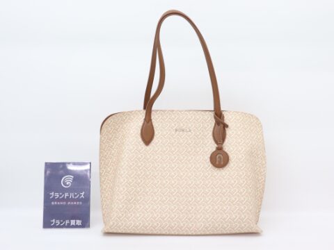 フルラ トートバッグ