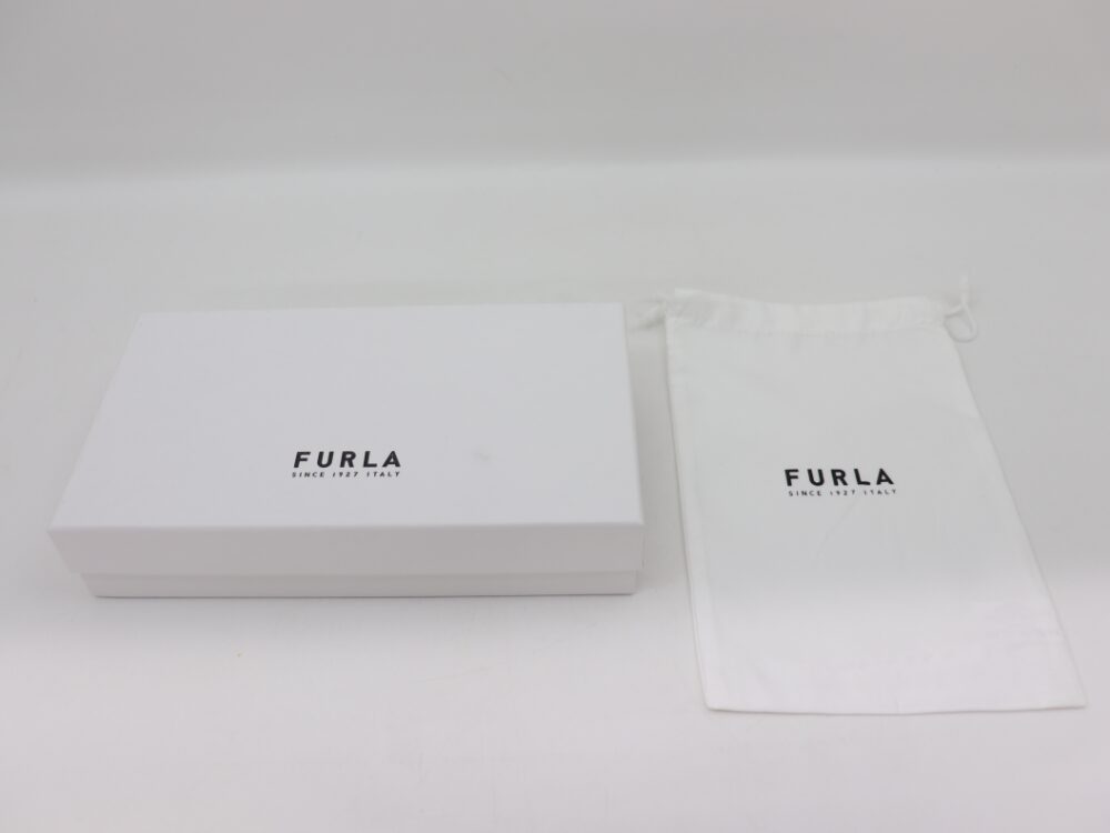 フルラ長財布 付属品