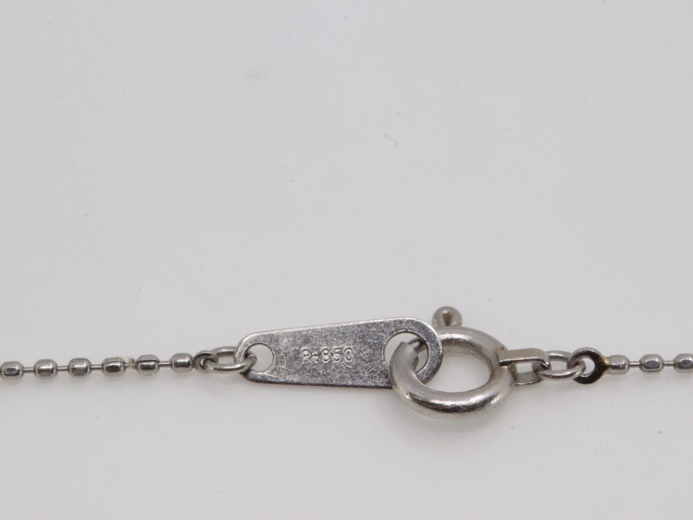 プラチナのネックレス刻印