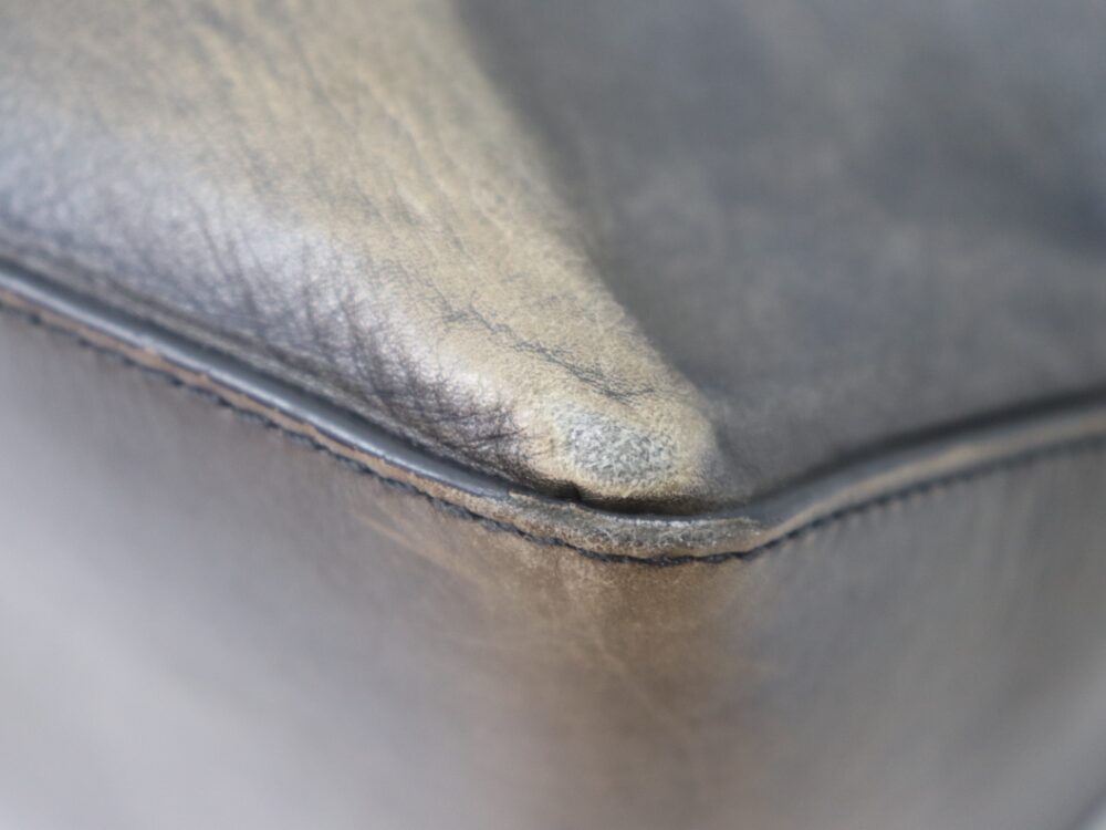 ベルルッティ トゥジュール 角