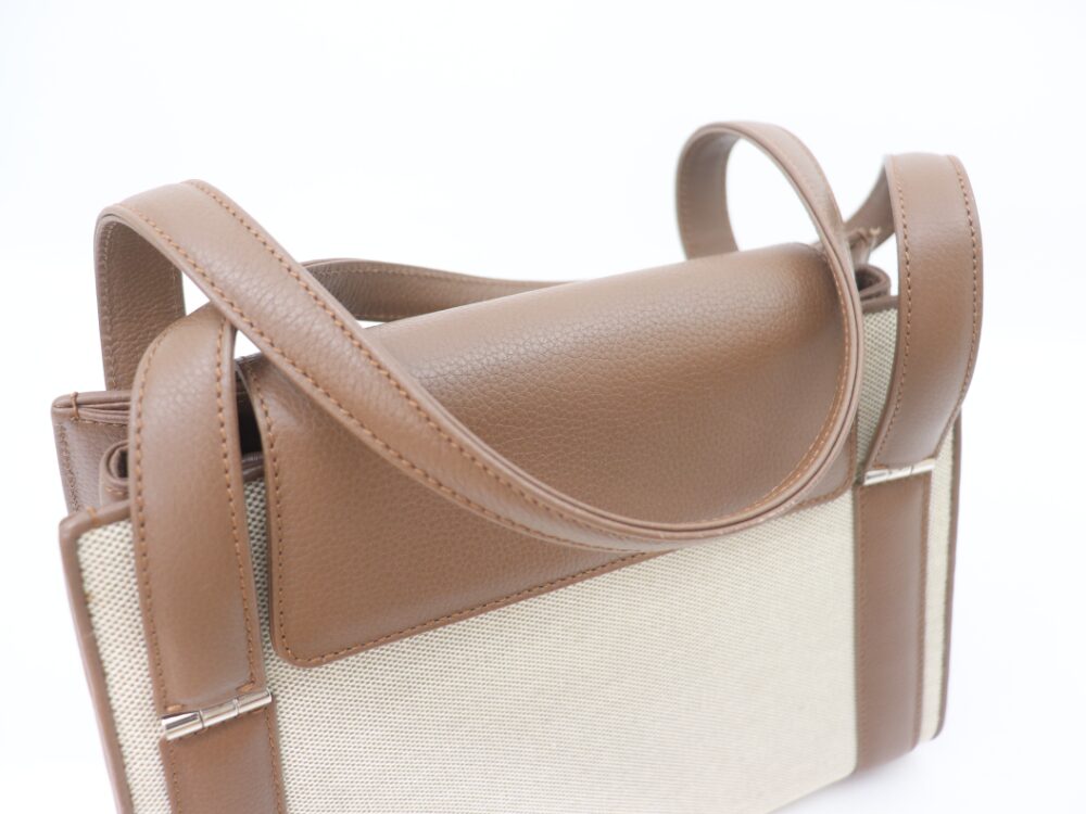 モラビト ハンドバッグ 後ろ