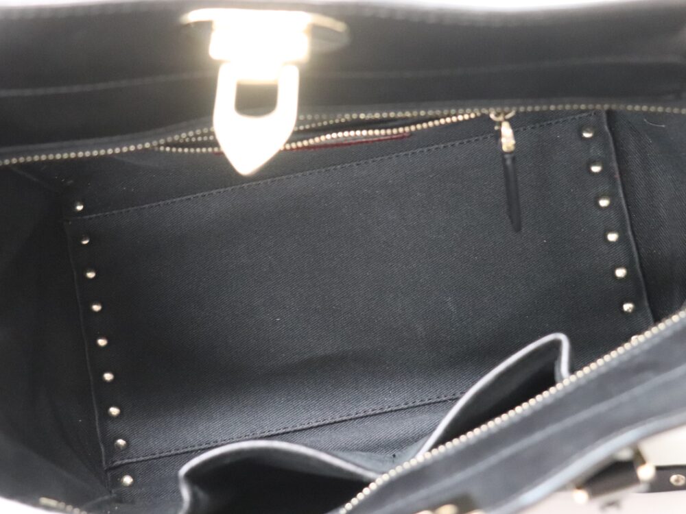 ヴァレンティノ ハンドバッグ 内側