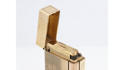 状態不良のデュポンのライター