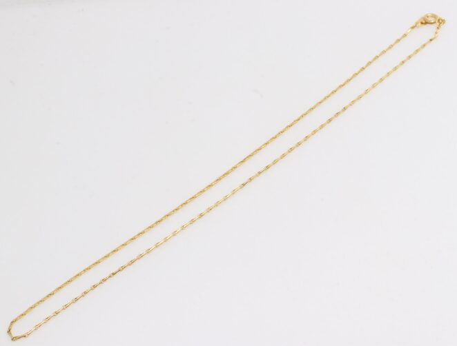 18K刻印（アトK）のネックレス全体