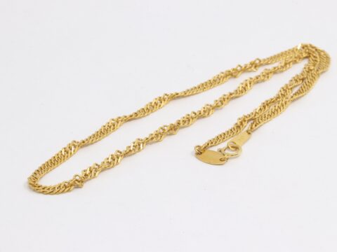 24金のネックレス