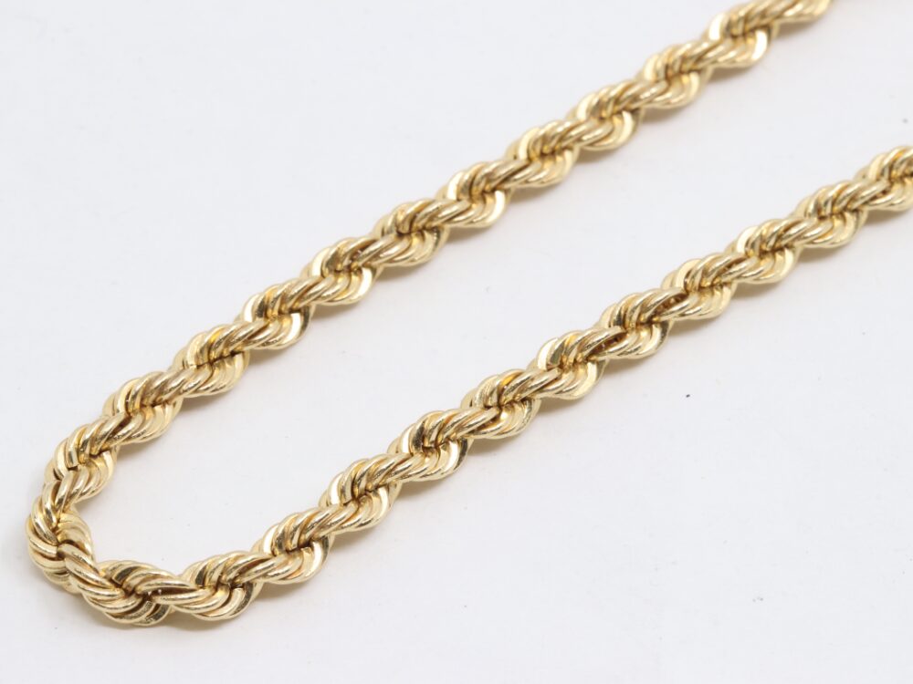 K18ネックレスアップ