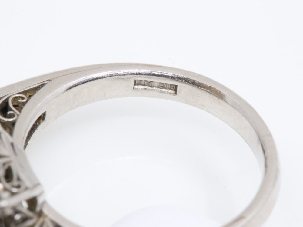 Pm900 エメラルドリング刻印