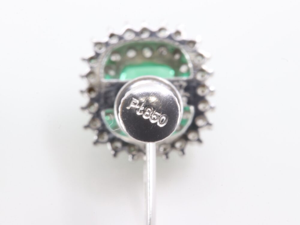 Pt850エメラルドダイヤイヤリング刻印2