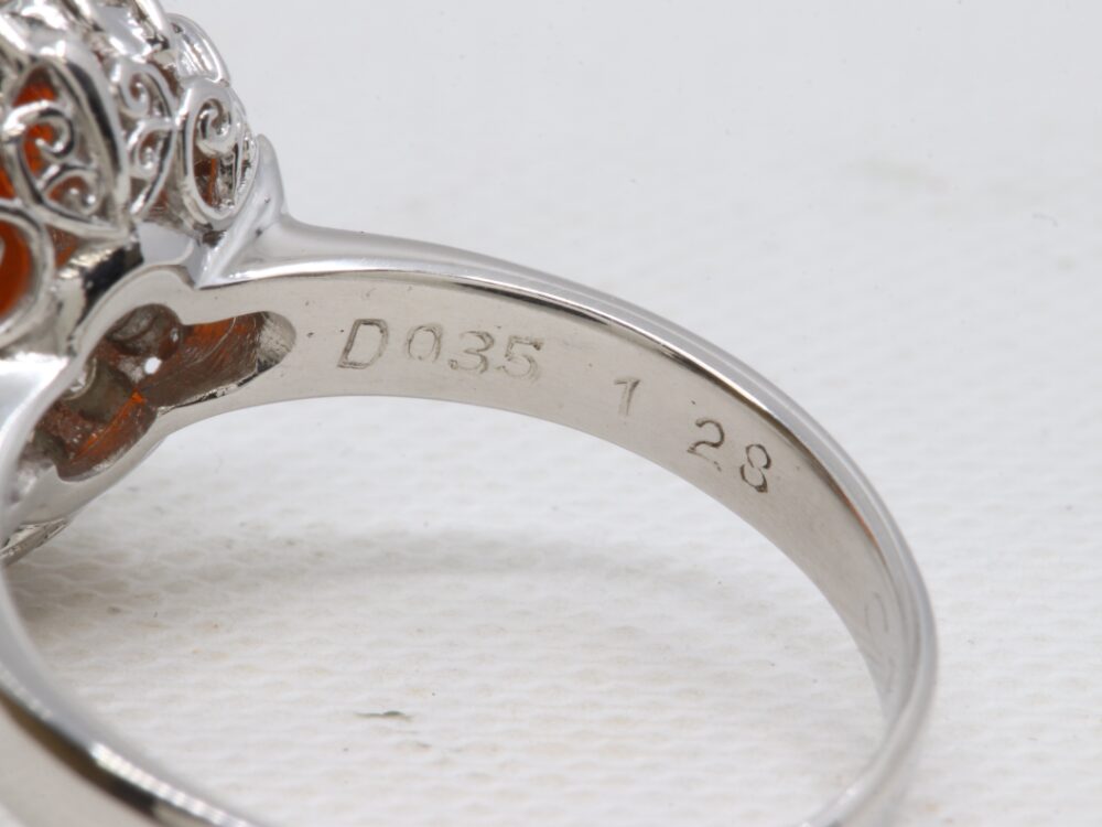 Pt900 ファイヤーオパールリング刻印