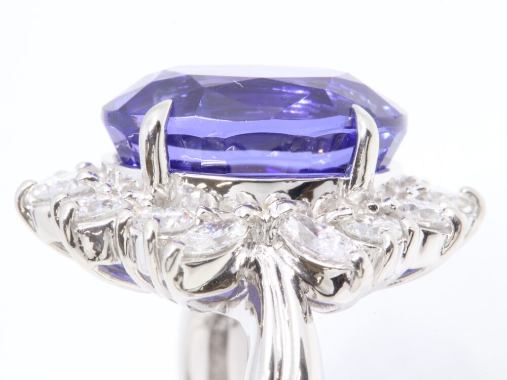 Pt900タンザナイトリング横