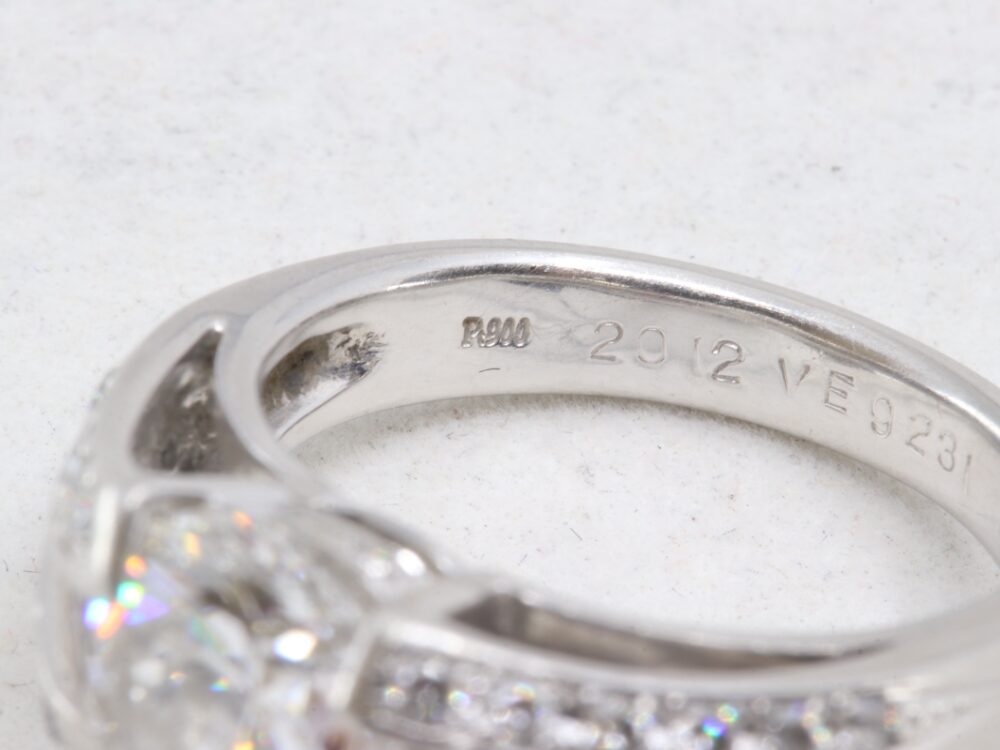 Pt900ダイヤモンドリング刻印