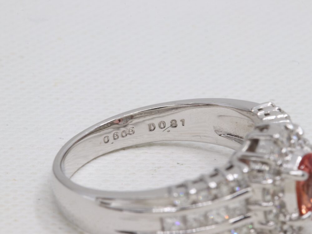 Pt900ピンクサファイア刻印