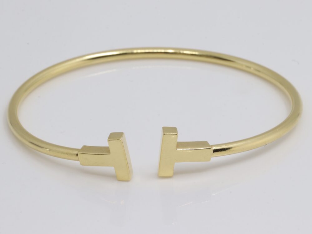 Tワイヤーブレスレットアップ