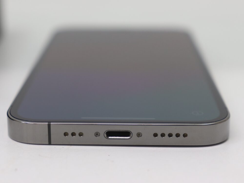 iPhone12Pro充電部分