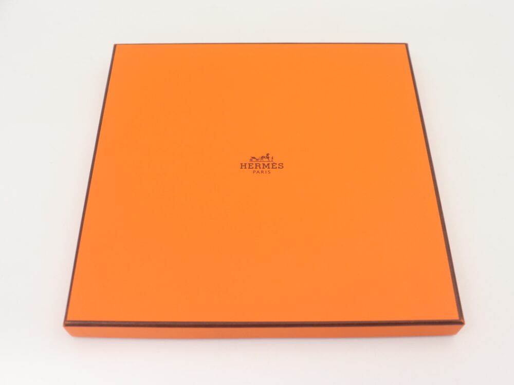 エルメスカシミヤマフラー箱