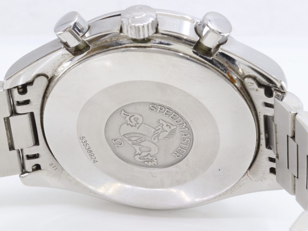 オメガのスピードマスター裏蓋