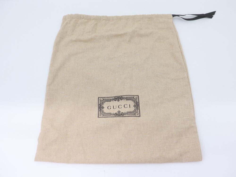 グッチベースボールキャップ保存袋