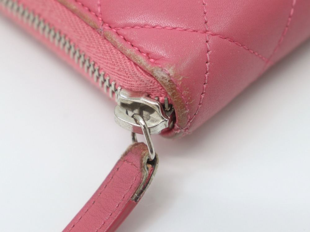 シャネルのココマーク財布角スレ