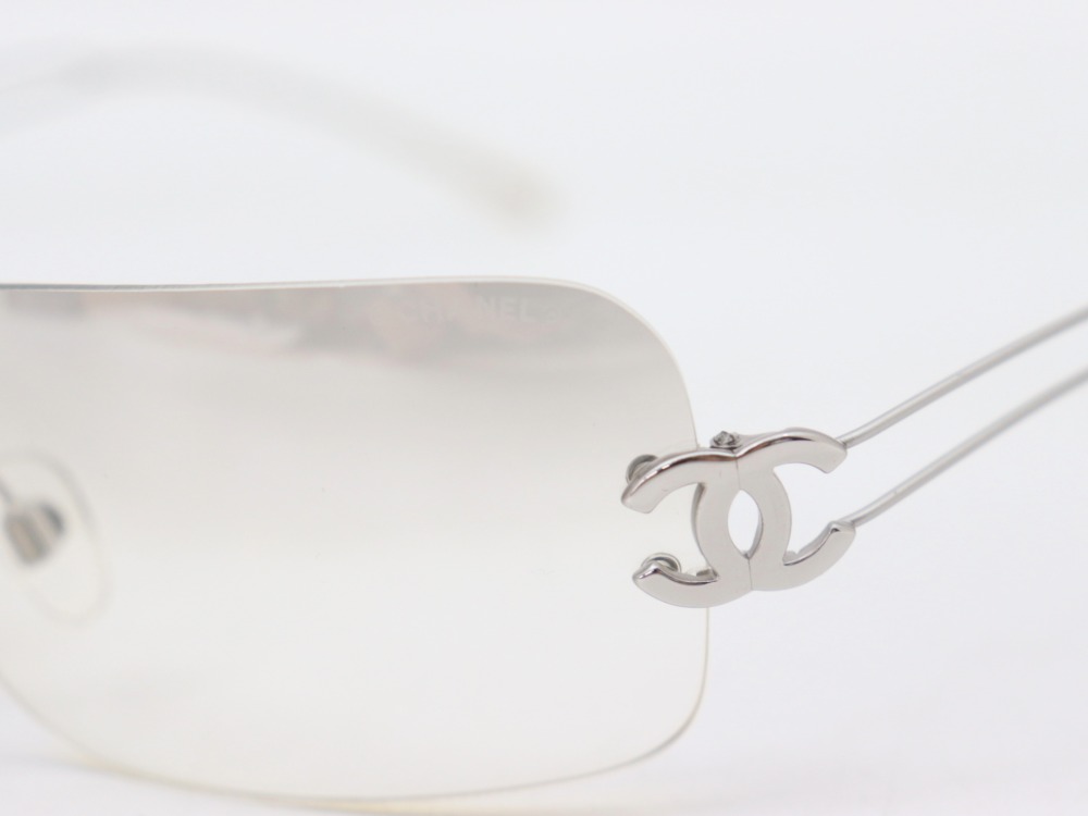 シャネルリムレスサングラスココマーク