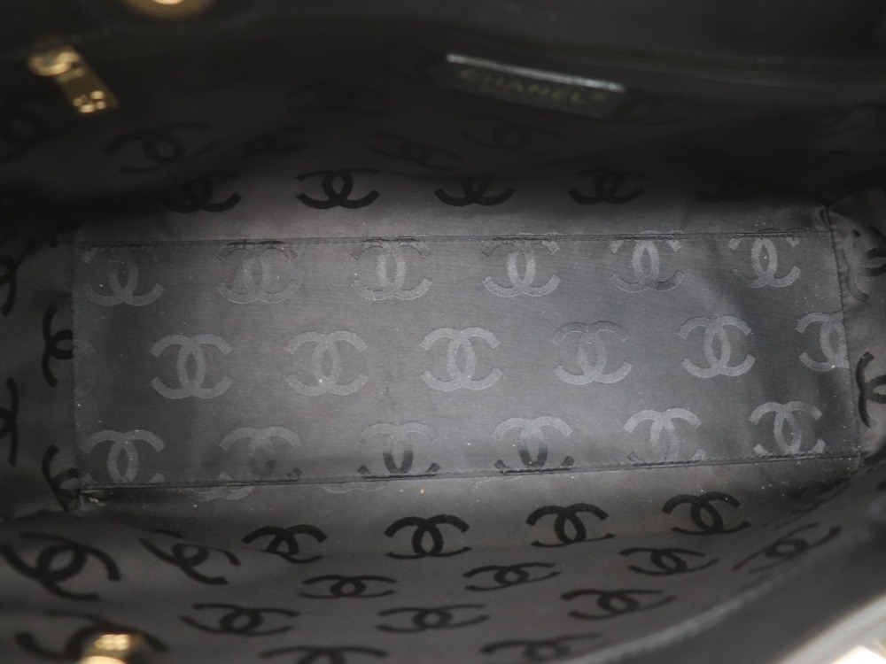 シャネルワイルドステッチバッグ内側