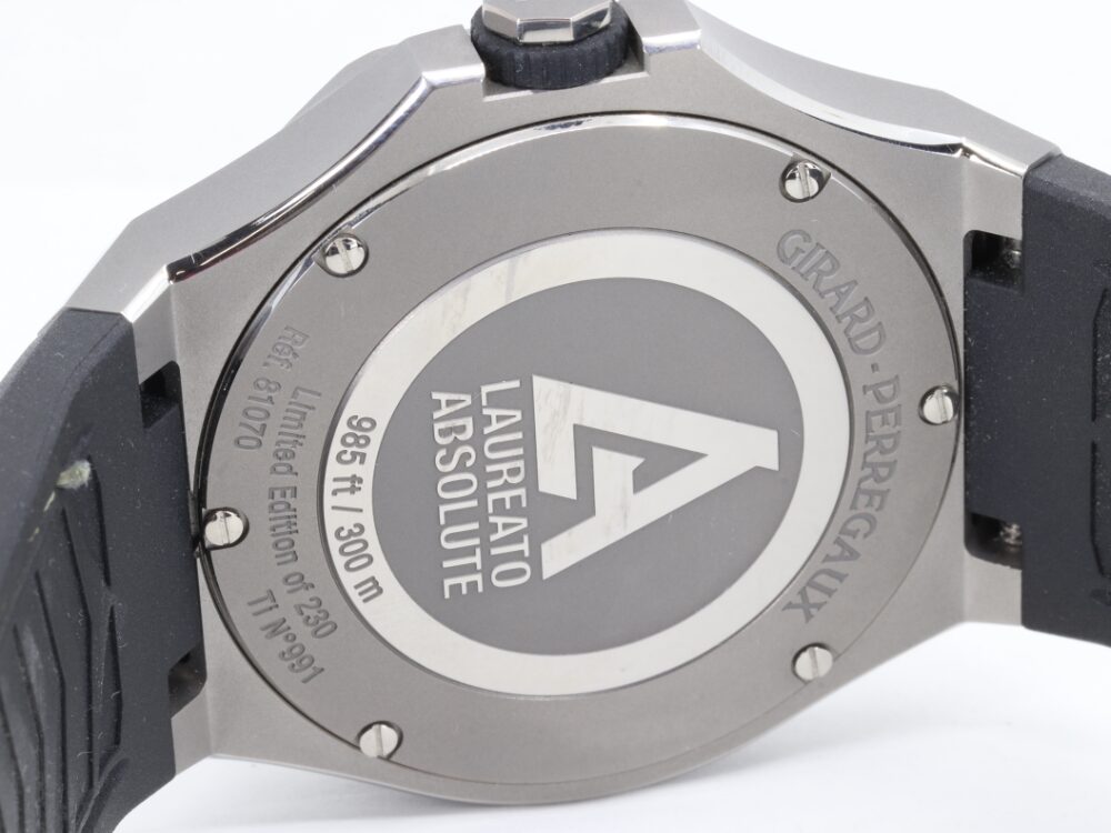 ジラールペルゴの時計裏蓋