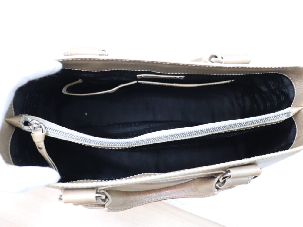 セリーヌのブギーバッグ内