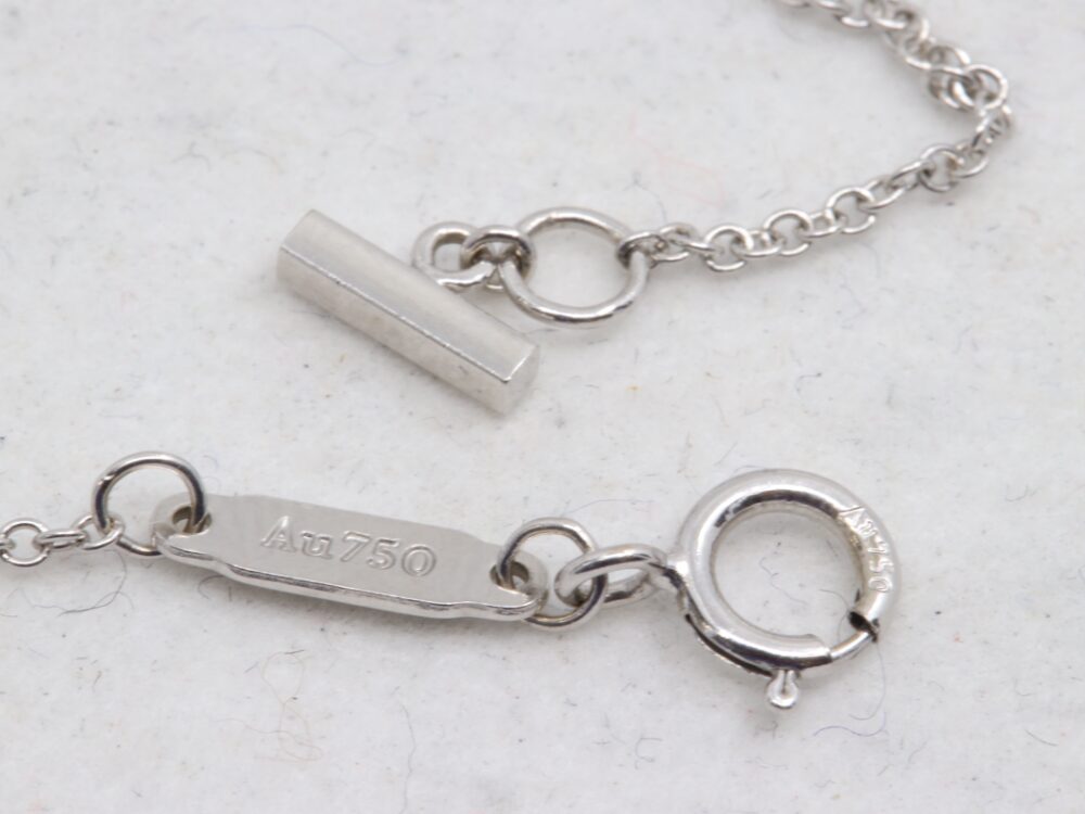 ティファニーTスマイルミニネックレス刻印