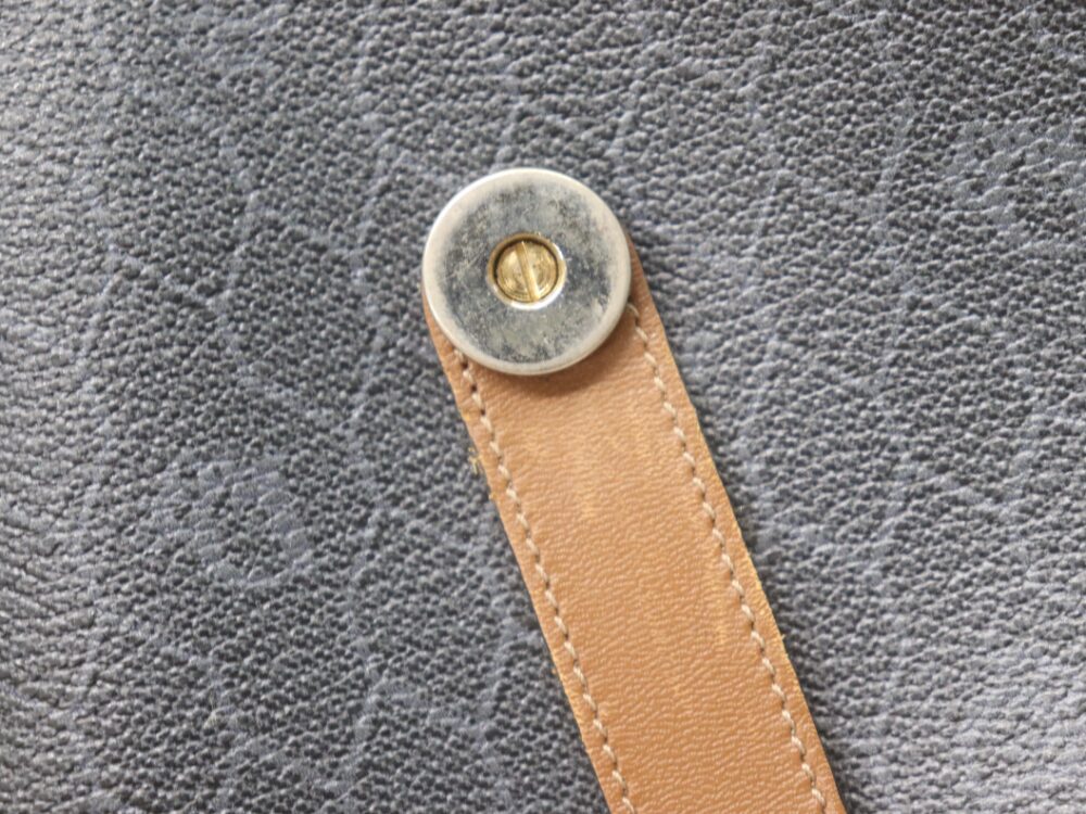 ディオール ハニカムバッグ 金具