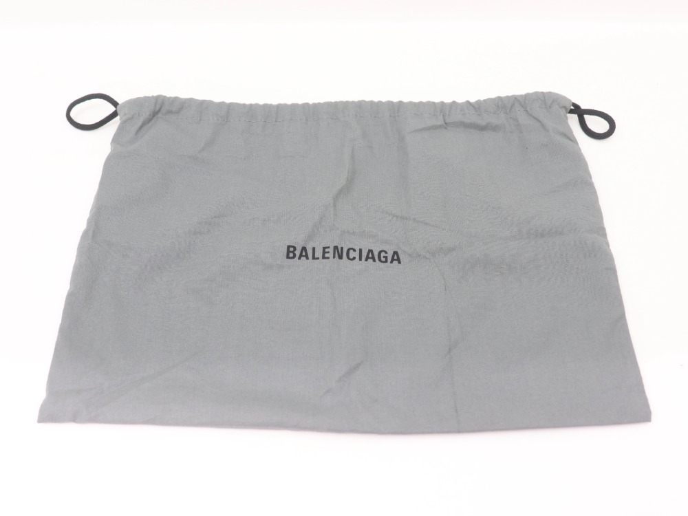 バレンシアガエクスプローラー保存袋