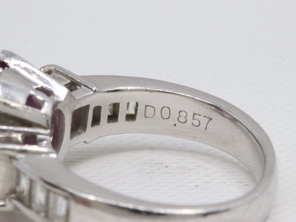 ピンクサファイヤリング刻印