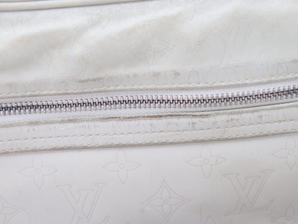 ルイヴィトンのディフィールファスター