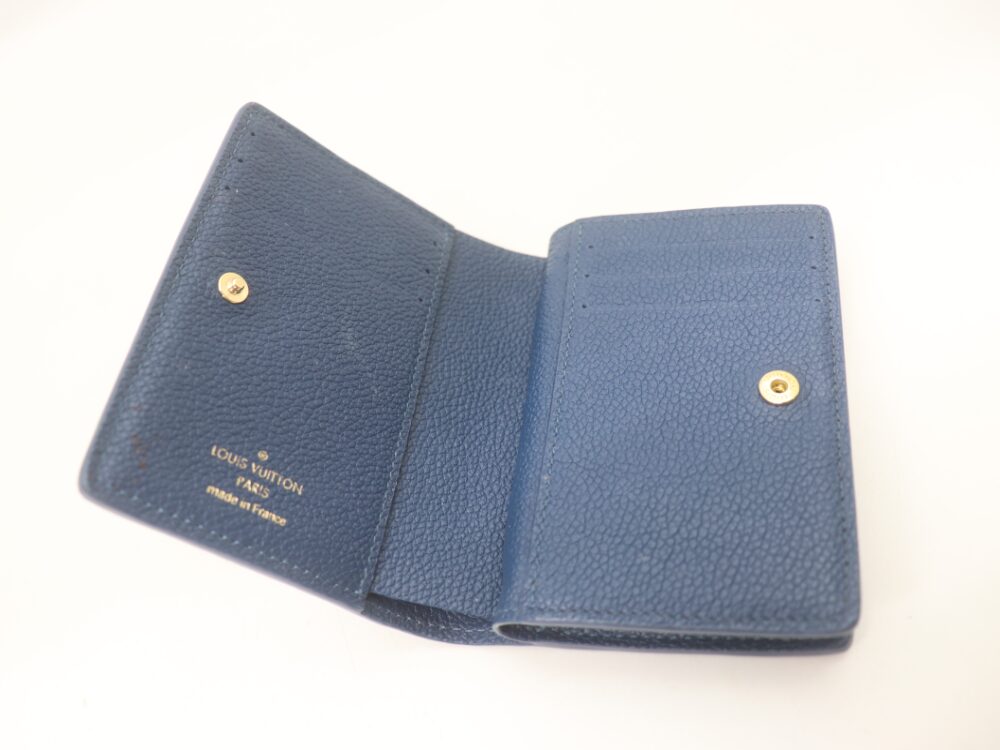 ルイヴィトンの財布内側