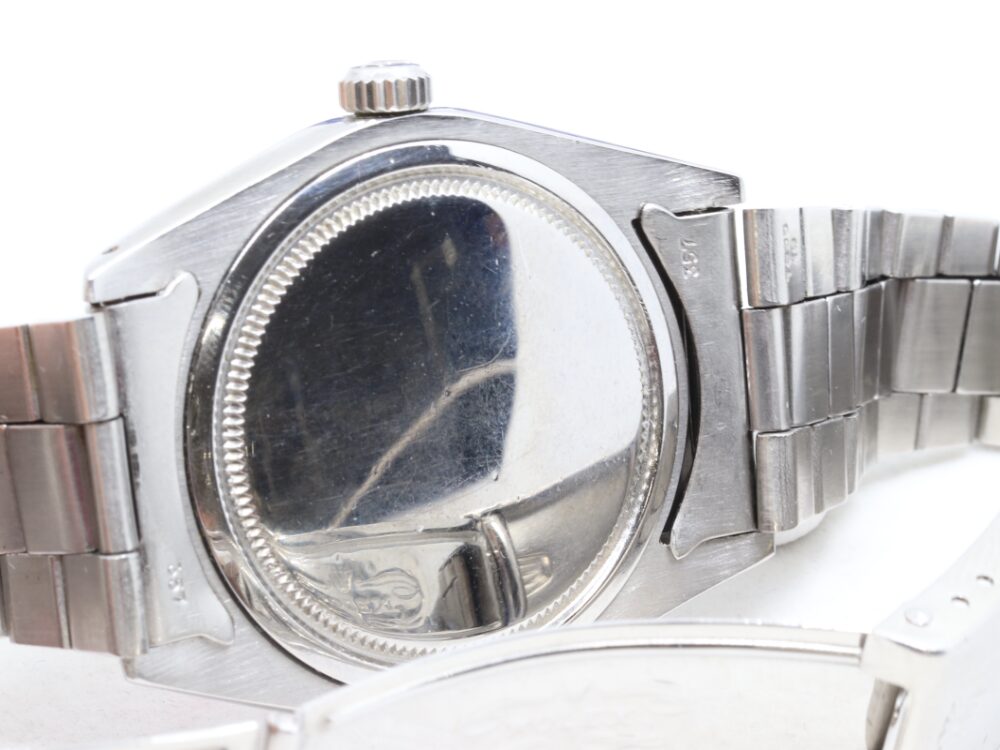 ロレックスオイスターデイト裏蓋