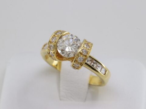 ダイヤモンド 0.822ct 0.52ct