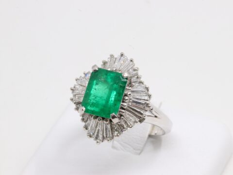 エメラルド E2.33ct Pt900 リング