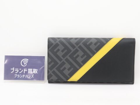 フェンディ ズッカ柄 二つ折り財布 PVC×レザー 7M0264
