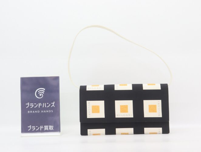 ブルガリ ロゴ柄ショルダーバッグ キャンバス×レザー